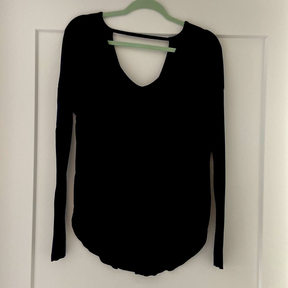 Gap open back long sleeve
